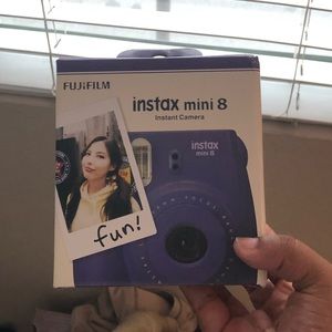 NWT purple Polaroid